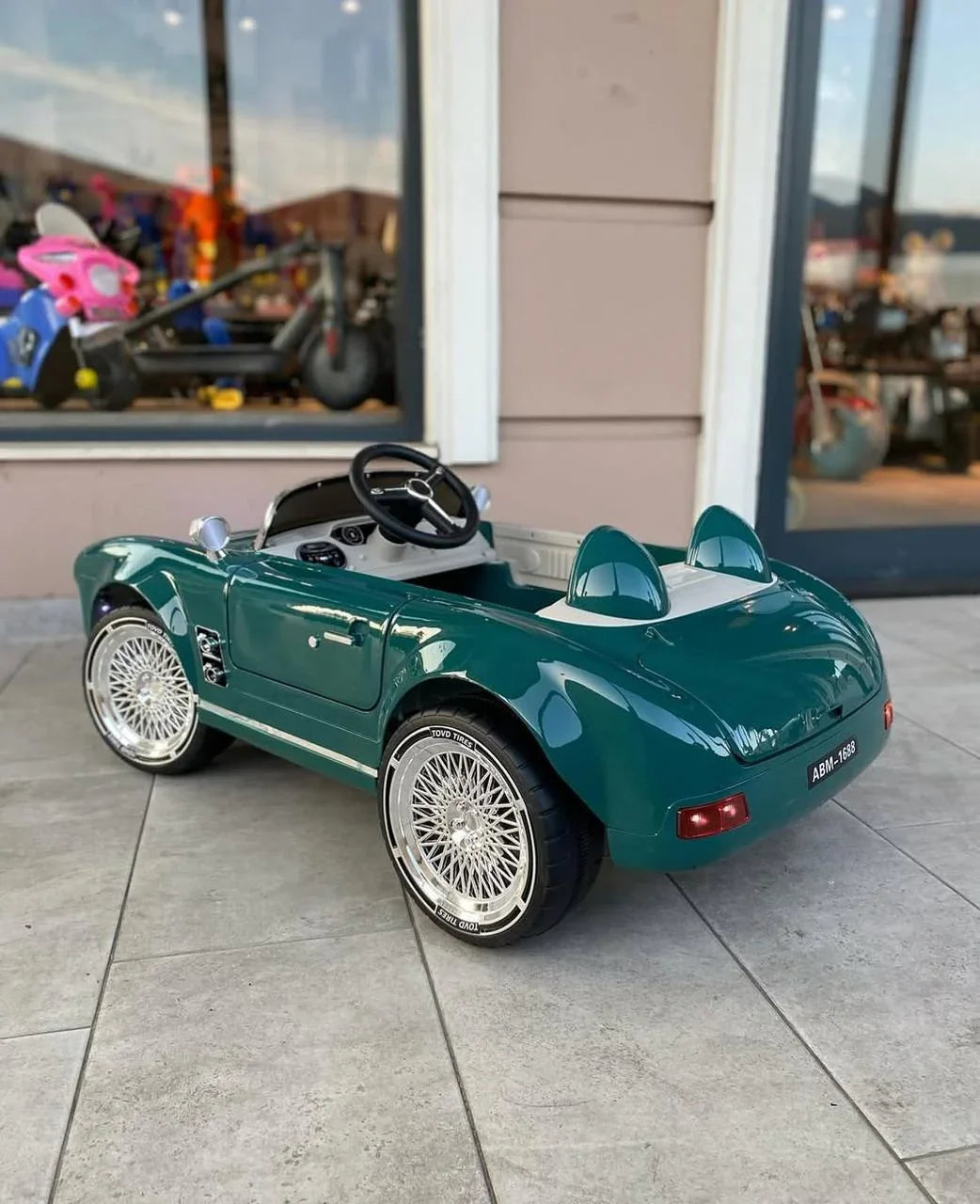 Kids Electric Vintage Mercedez Benz Ride On Luxury Car