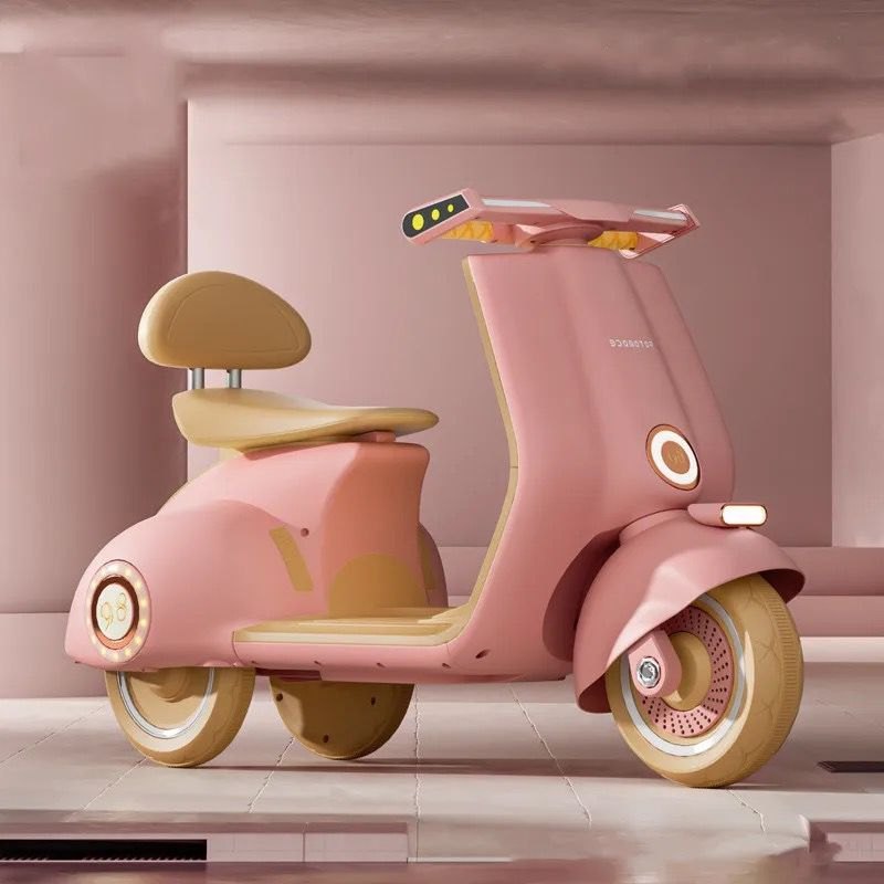 Kids Jumbo vespa with remote Japanese styled